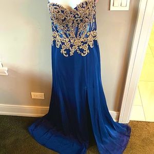 Navy and Gold Appliqué Beaded Long Formal Dress Size Small.